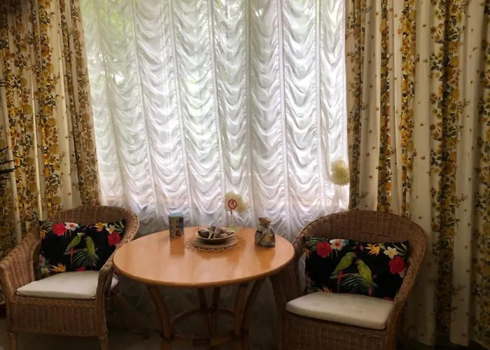 Beachroom 19m2 With Mountain View 홈스테이